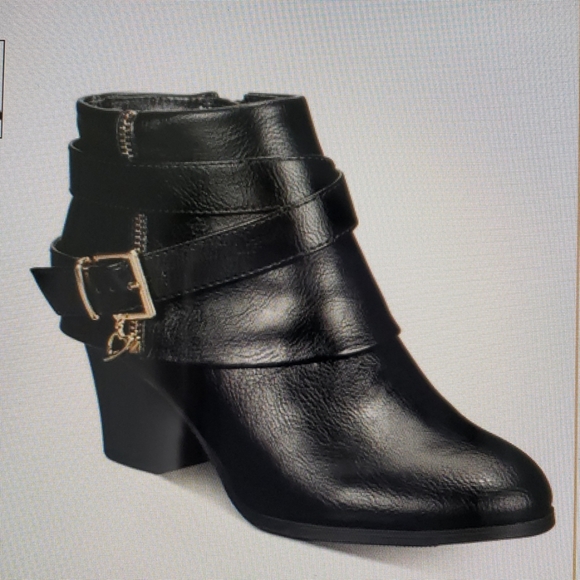 Thalia Sodi Shoes - Booties